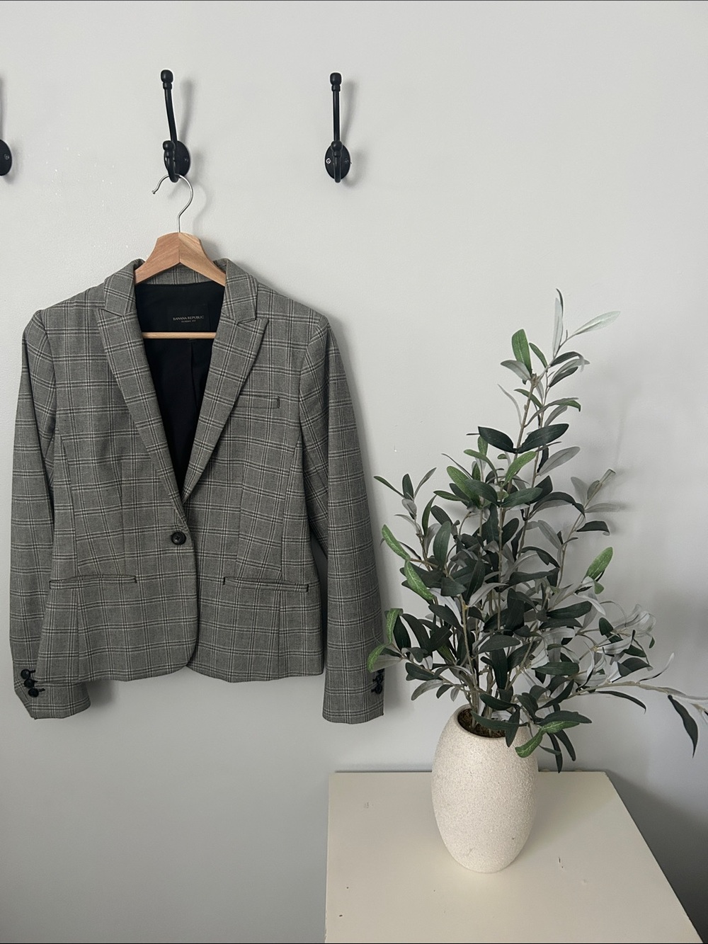 Banana Republic Gray Plaid Women's Blazer